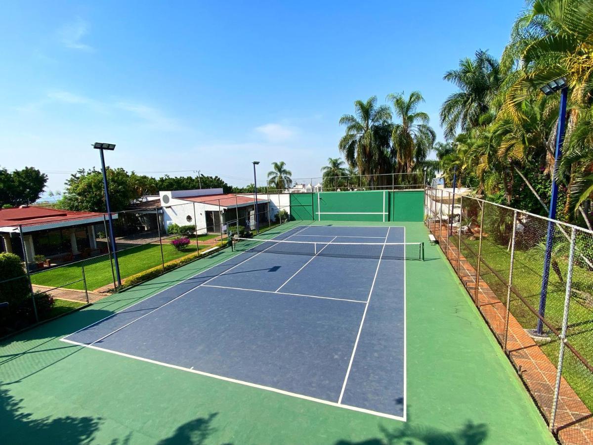 Bed & Tennis - Vista Hermosa Куэрнавака Экстерьер фото